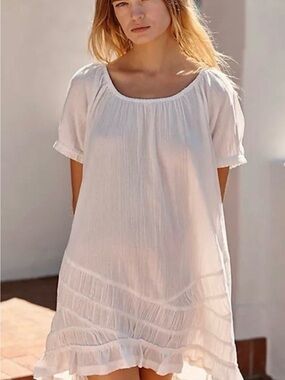 FREE PEOPLE ENDLESS
SUMMER SO SCENIC MINI -
IVORY SIZE LARGE